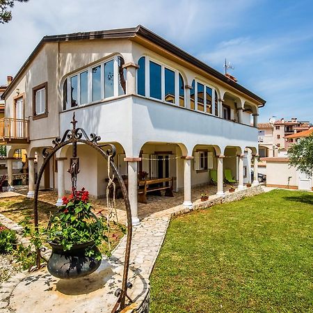 Apartment Carolina Ližnjan Kültér fotó