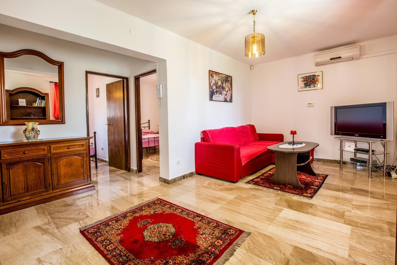 Apartment Carolina Ližnjan Kültér fotó