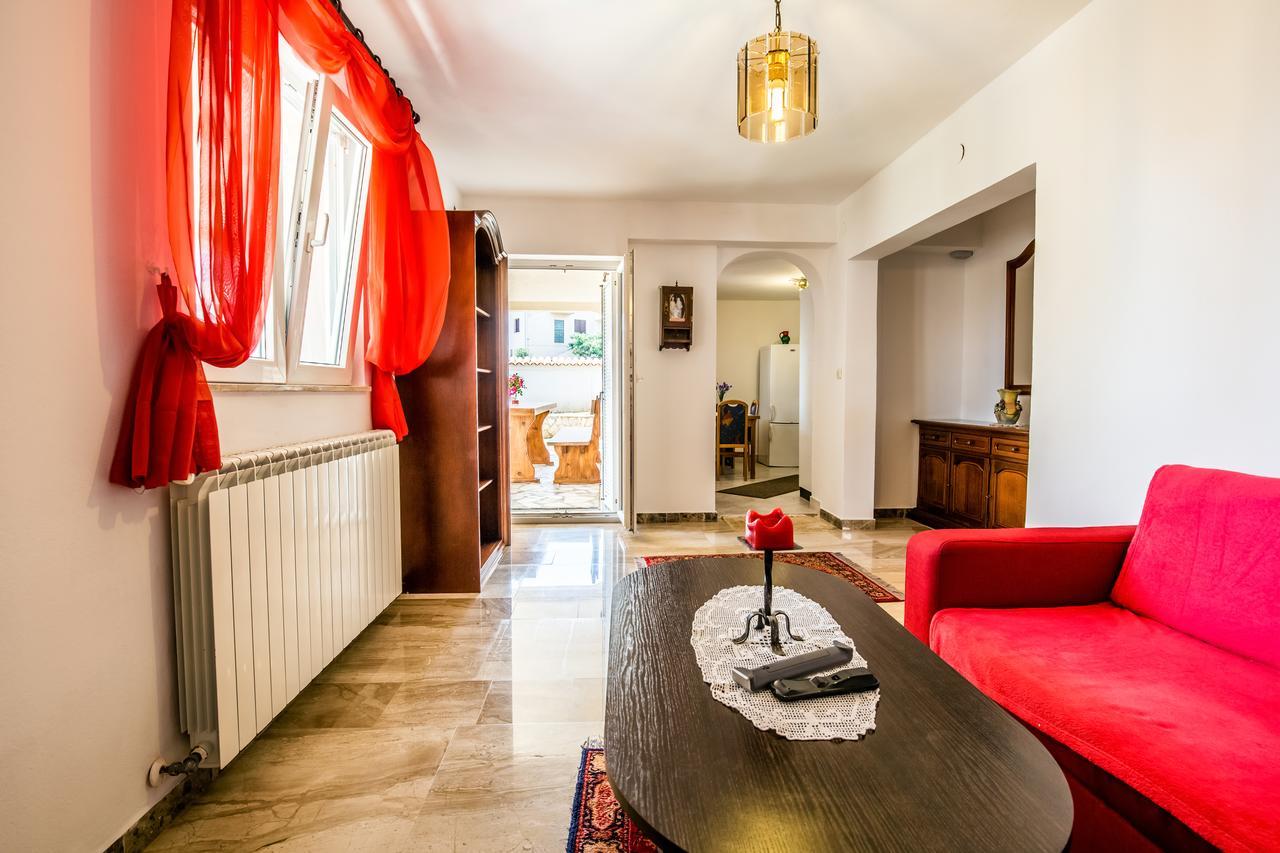 Apartment Carolina Ližnjan Kültér fotó