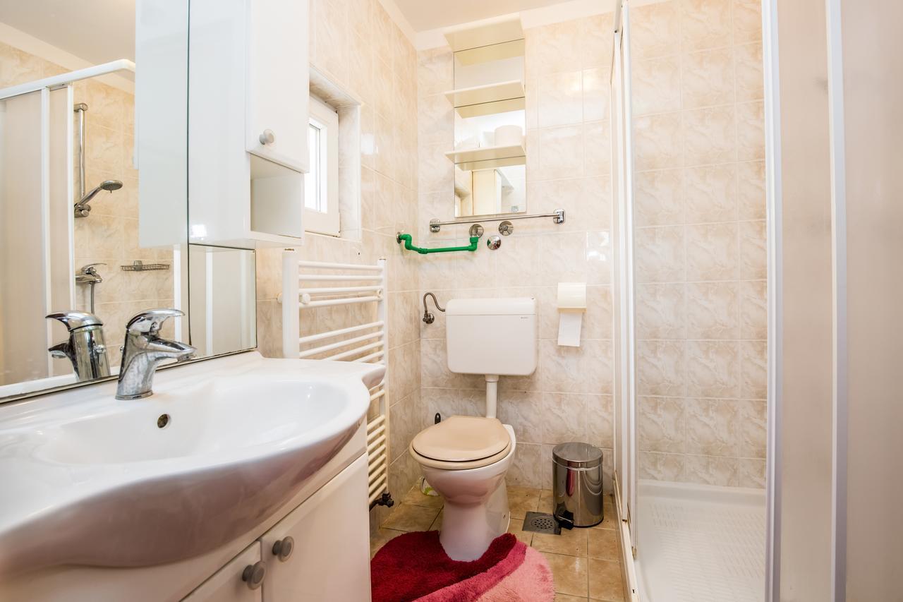 Apartment Carolina Ližnjan Kültér fotó